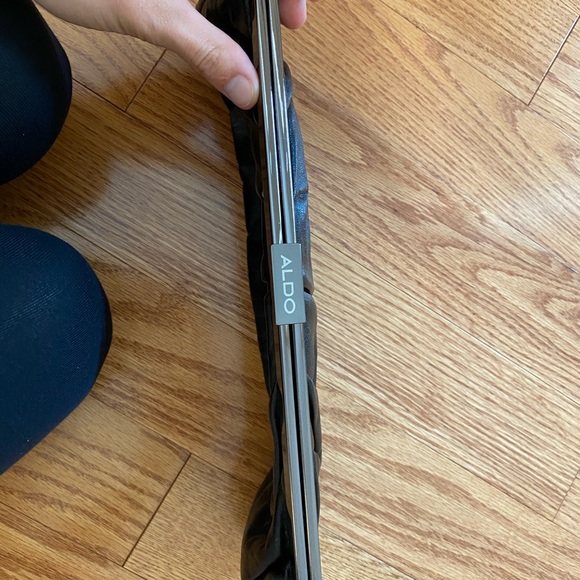 Black Aldo clutch - Picture 2 of 4